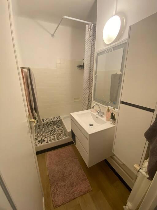 Appartement T4 A Deux Pas De La Gare St Charles Marseille Ngoại thất bức ảnh