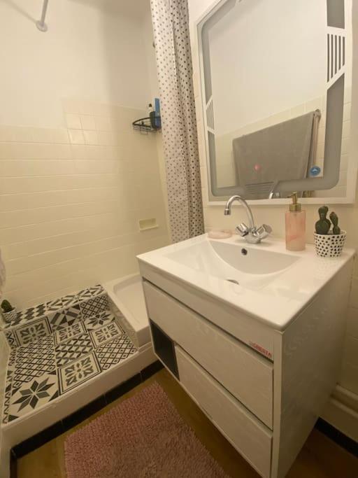 Appartement T4 A Deux Pas De La Gare St Charles Marseille Ngoại thất bức ảnh
